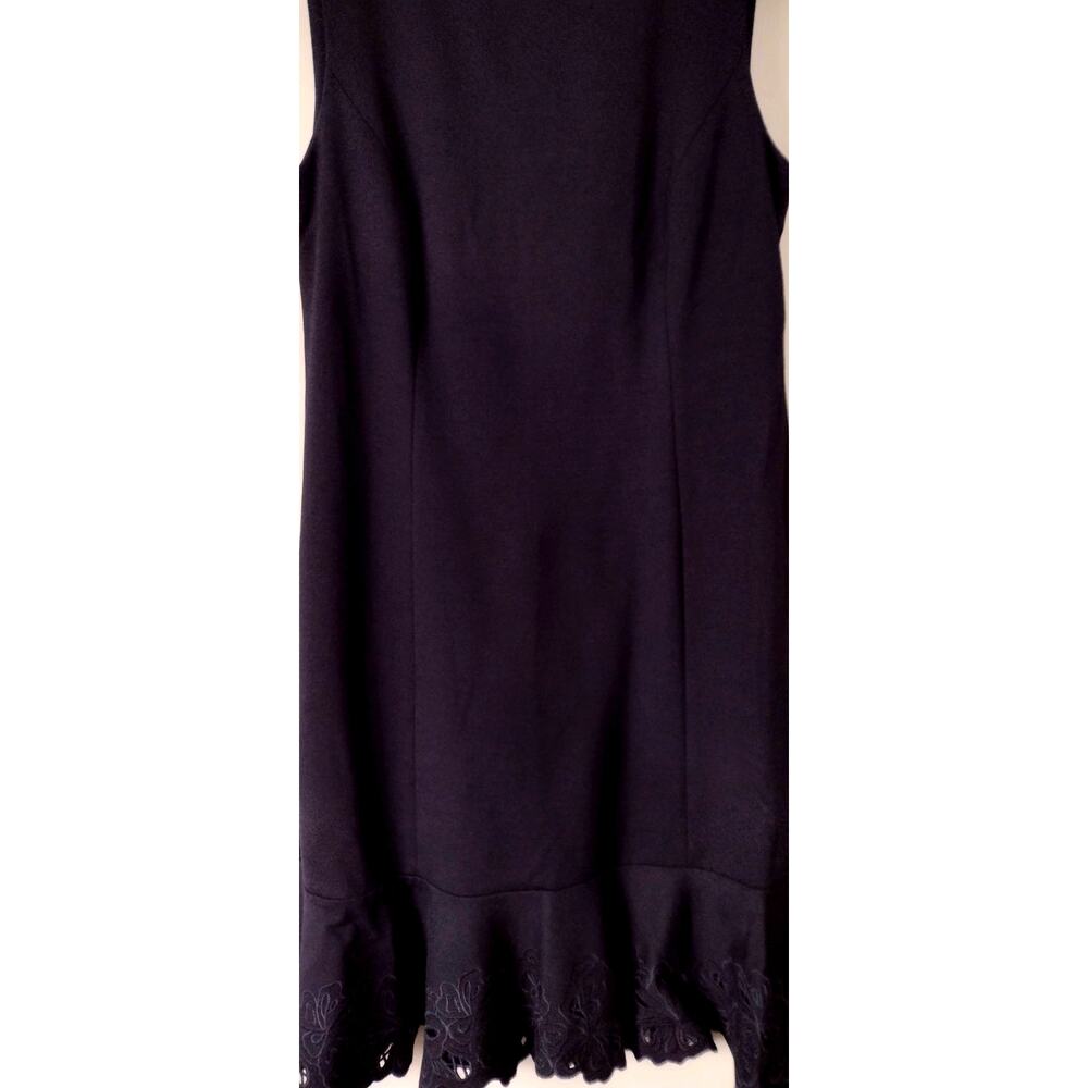 TALBOTS Sleeveless Flounce Dress Stretch Floral Trim Navy Size 8 - Picture 6 of 16